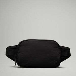 Lululemon everywhere beltbag Large with long strap 2L